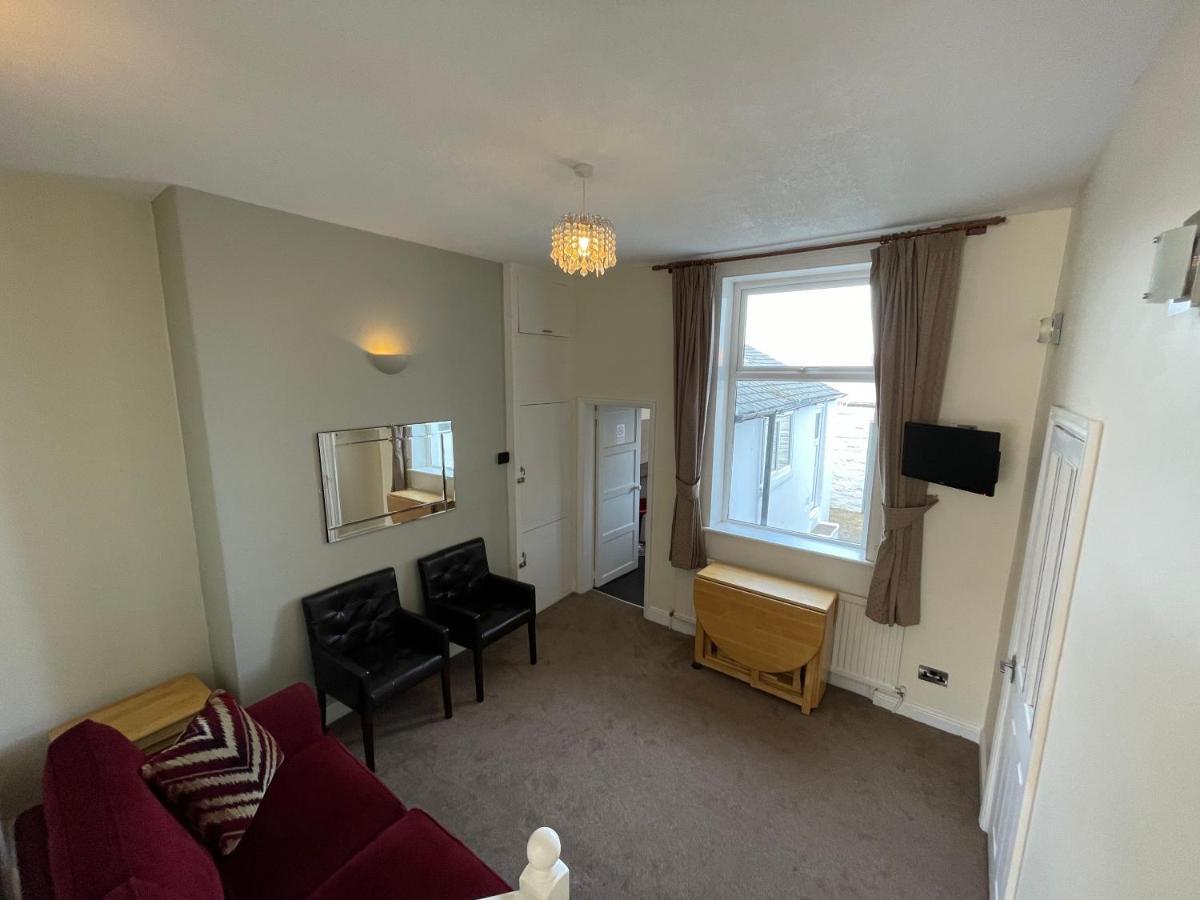 45 The Square Holiday Apartments Scarborough Extérieur photo